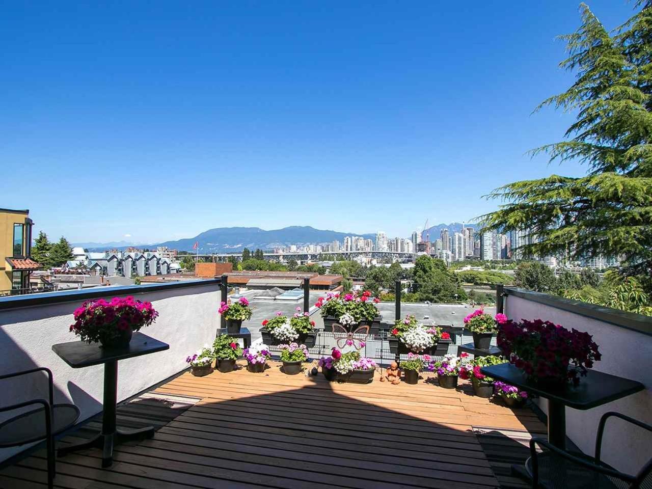 Billion Dollar Views In A Beautiful Fairview Slopes Heritage House Apartment Vancouver Luaran gambar